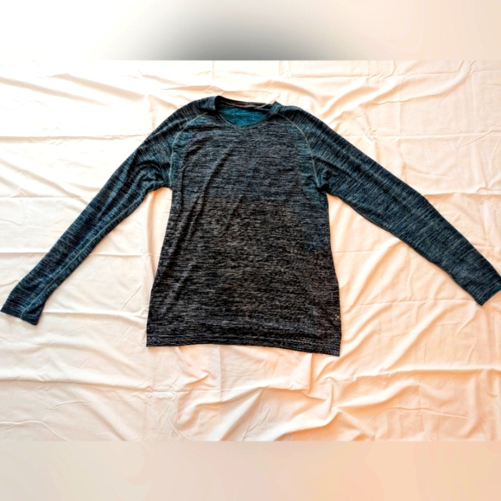 Lululemon Men's Large Metal Vent Tech Long Sleeve Shirt